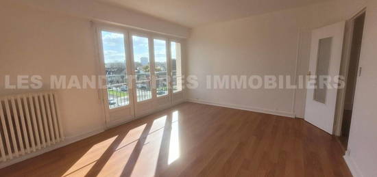 Appartement  à vendre, 3 pièces, 2 chambres, 60 m²