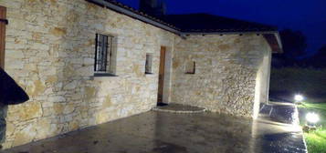 Maison meublée avec piscine garage et grand jardin