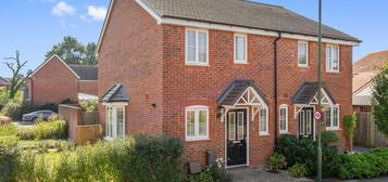 2 bed semi-detached house for sale