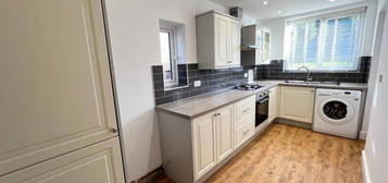 2 bedroom semi-detached house