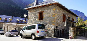 Casa o chalet independiente en venta en calle B., 4