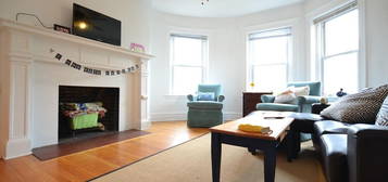 156 Coolidge St Unit 3, Brookline, MA 02446