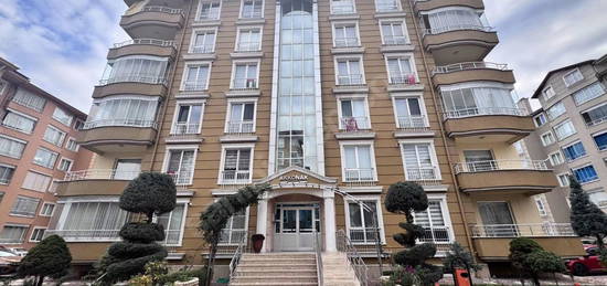 AKKONAK SİTESİ'NDE 3+1 SATILIK ARAKAT DAİRE - BURAK GAYRİMENKUL