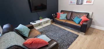 4 bed shared accommodation to rent