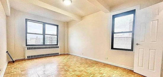 930 Grand Concourse Apt 3C, New York, NY 10451