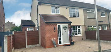 3 bedroom semi-detached house for sale