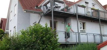 Attraktive 1-Raum-Wohnung mit Balkon und Einbauküche in Zierenberg