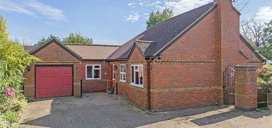 3 bedroom detached bungalow for sale