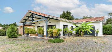 Maison entre Lac, Forêt et Océan