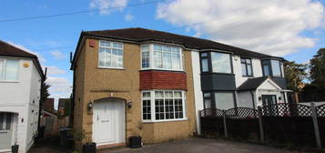 Property to rent in Little Bushey Lane, Bushey WD23