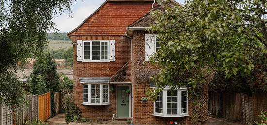 Detached house to rent in Guildford Road, Westcott, Dorking RH4