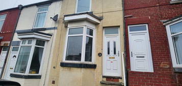 2 bedroom terraced house