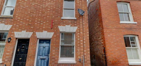 2 bedroom terraced house