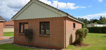 2 bedroom detached bungalow to rent