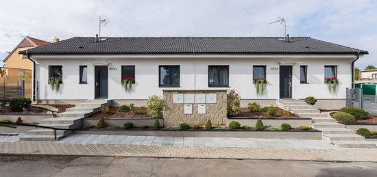 Novostavba řadového bungalovu 4+kk, 80 m2, pozemek 400 m2, Praha východ - Škvorec