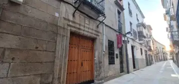 Piso en calle de la R&#xFA;a Zapater&#xED;a