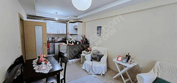 İZMİR KARŞIYAKA ŞEMİKLER İZBAN YAKINI SATILIK 2+1 ARAKAT DAİRE