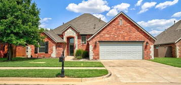 15520 Maple Ridge Ln, Edmond, OK 73013