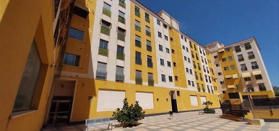 Piso en venta en Ensenyants de la Vila, Centro Urbano