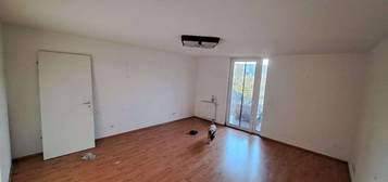 Schöne 2-Zimmer Wohnung mit Balkon