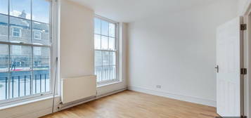 3 bed flat to rent