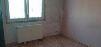 Apartament 3 camere, posibilitate centrala, strada Prevederii