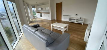 2 bed flat to rent