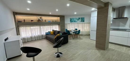 Apartamento de alquiler en La Fama