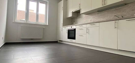 WOHNUNG, ca. 70 m2, 3 Zi, Bahnhofnähe