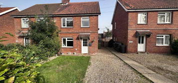 3 bedroom semi-detached house to rent