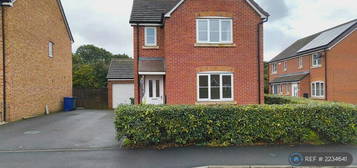 3 bedroom detached house