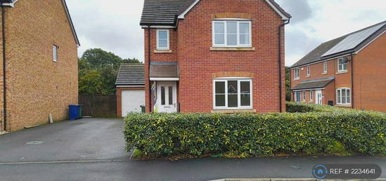 3 bedroom detached house