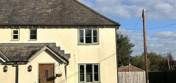 2 bedroom semi-detached house to rent