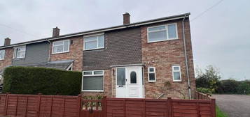 Semi-detached house to rent in Wooton Green, Charndon OX27