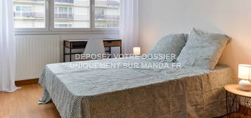 Location appartement 4 pièces 11 m²