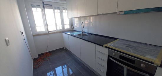 Apartamento T3 no centro da  Amadora.