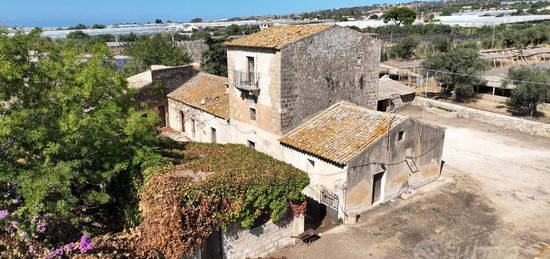 Casa singola a Ragusa - Marina di Ragusa