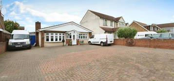 3 bed detached bungalow for sale