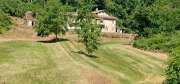 Casale/cascina in vendita in via alla Rocca s.n.c