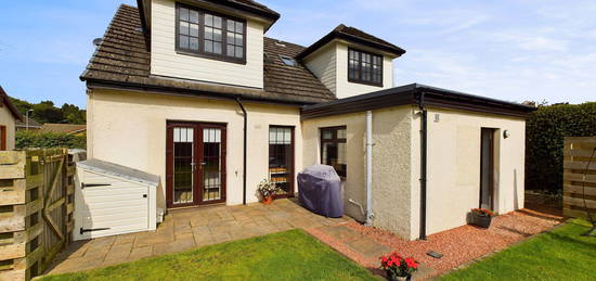 4 bed detached house for sale