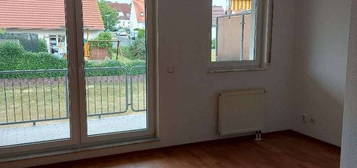 **1 Raum Wohnung mit Balkon zu vermieten**