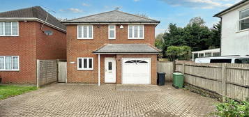 Detached house to rent in Sutton Road, Langley ME17