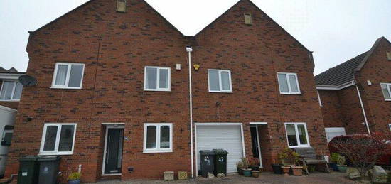 4 bedroom terraced house