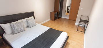 3 bed shared accommodation to rent