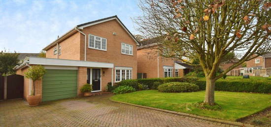 4 bedroom detached house for sale