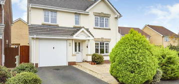 4 bedroom detached house