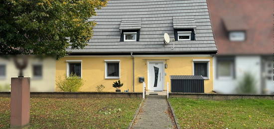 BERK Immobilien - Viel Platz für die große Familie Reihenmittelhaus in Erlenbach am Main zu verkaufen