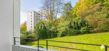 Charmante 2-Zimmer-Wohnung mit West-Loggia, begehbarem Kleiderschrank & Blick ins Grüne