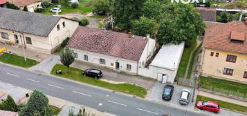 Prodej Rodinný dům, 351m2, Dobřenice