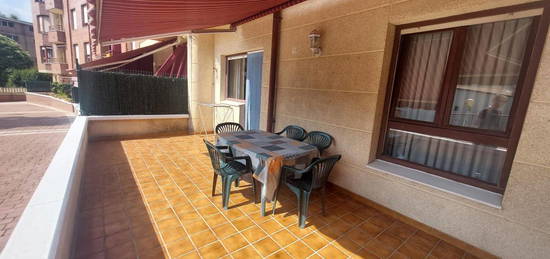 Piso en venta en Calle Leonardo Rucabado, 39, Brazomar